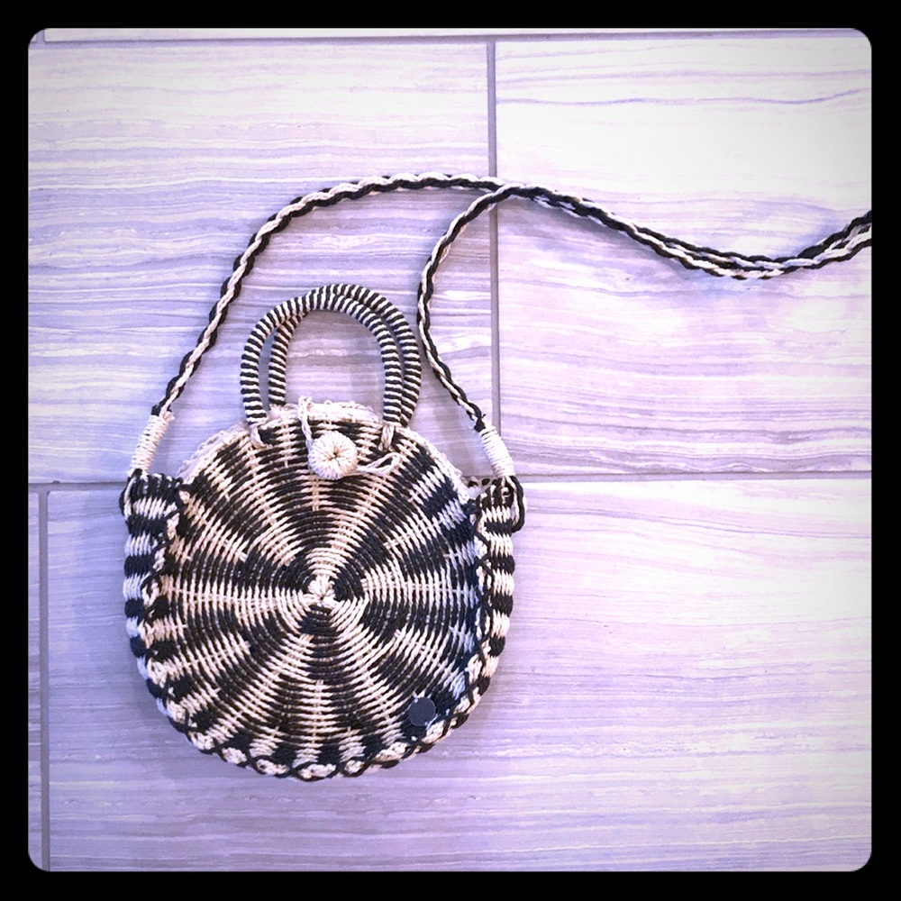 Small Wicker purse